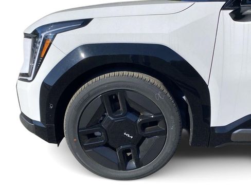 New 2026 Kia EV9 GT-Line AWD/4WD image 19
