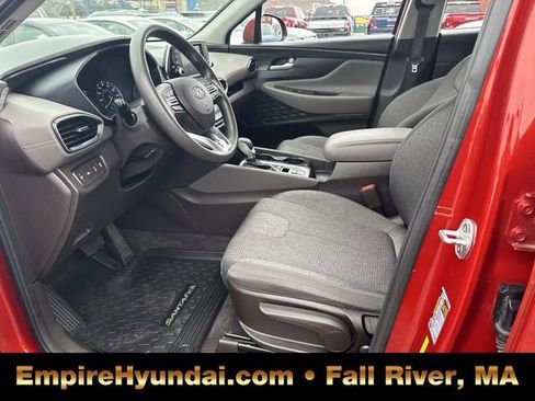 Used 2020 Hyundai Santa Fe SE image 18