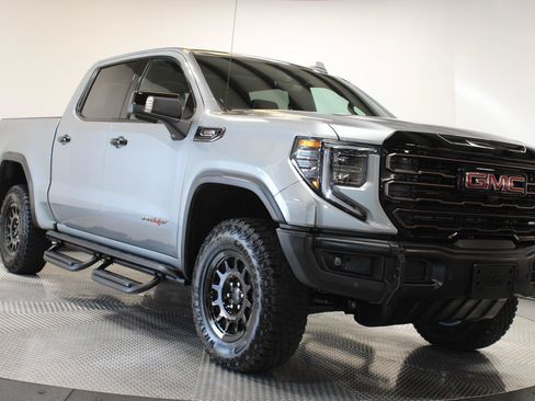 Used 2024 GMC Sierra 1500 AT4X w/ AT4X AEV Edition AWD/4WD image 17