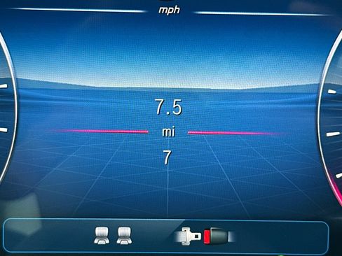 New 2026 Mercedes-Benz CLE 300 4MATIC Coupe image 27