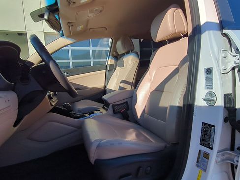 Used 2016 Hyundai Tucson Limited image 28