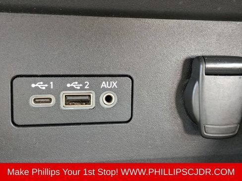 Used 2020 Nissan Sentra SR FWD image 19