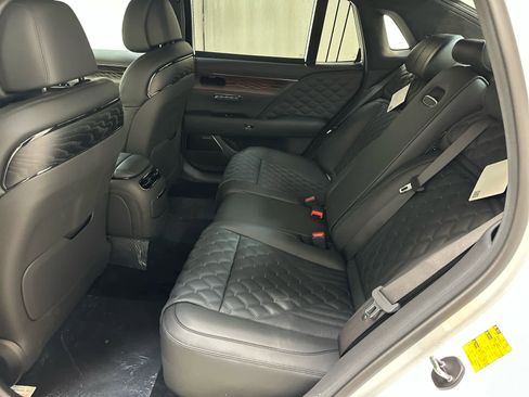 New 2026 Genesis G90 3.5T Prestige image 9