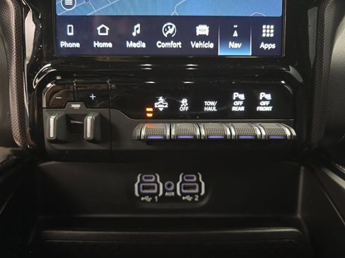 Used 2023 RAM 1500 Limited w/ Night Edition AWD/4WD image 38