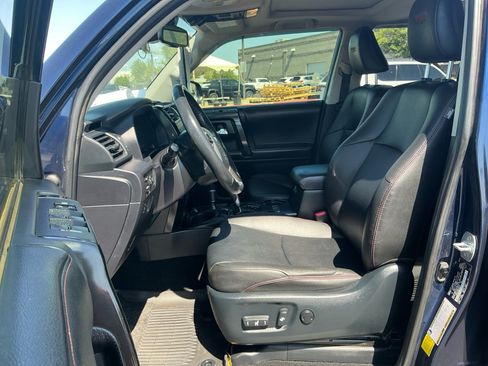 Used 2024 Toyota 4Runner TRD Off-Road Premium w/ Off Road Premium Plus Package AWD/4WD image 14