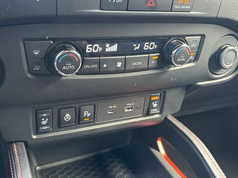 Used 2024 Nissan Frontier Pro-X w/ Pro Convenience Package RWD image 22
