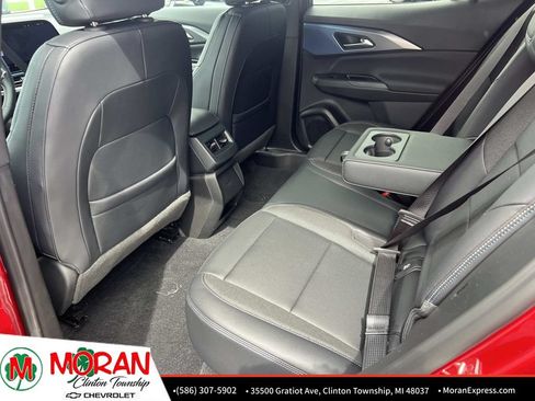 Certified 2024 Chevrolet Equinox EV LT AWD/4WD image 14