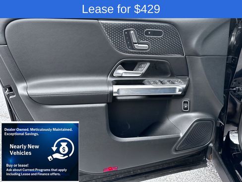 Used 2025 Mercedes-Benz GLB 250 4MATIC image 26