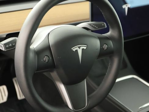 Used 2022 Tesla Model Y Performance AWD/4WD image 15