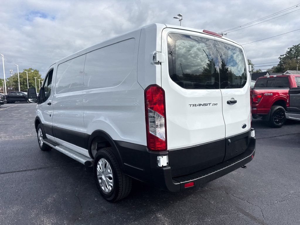 Used 2025 Ford Transit 250 Low Roof w/ Exterior Upgrade Package RWD image 9