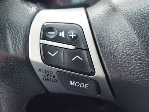 Used 2010 Toyota Camry SE image 16