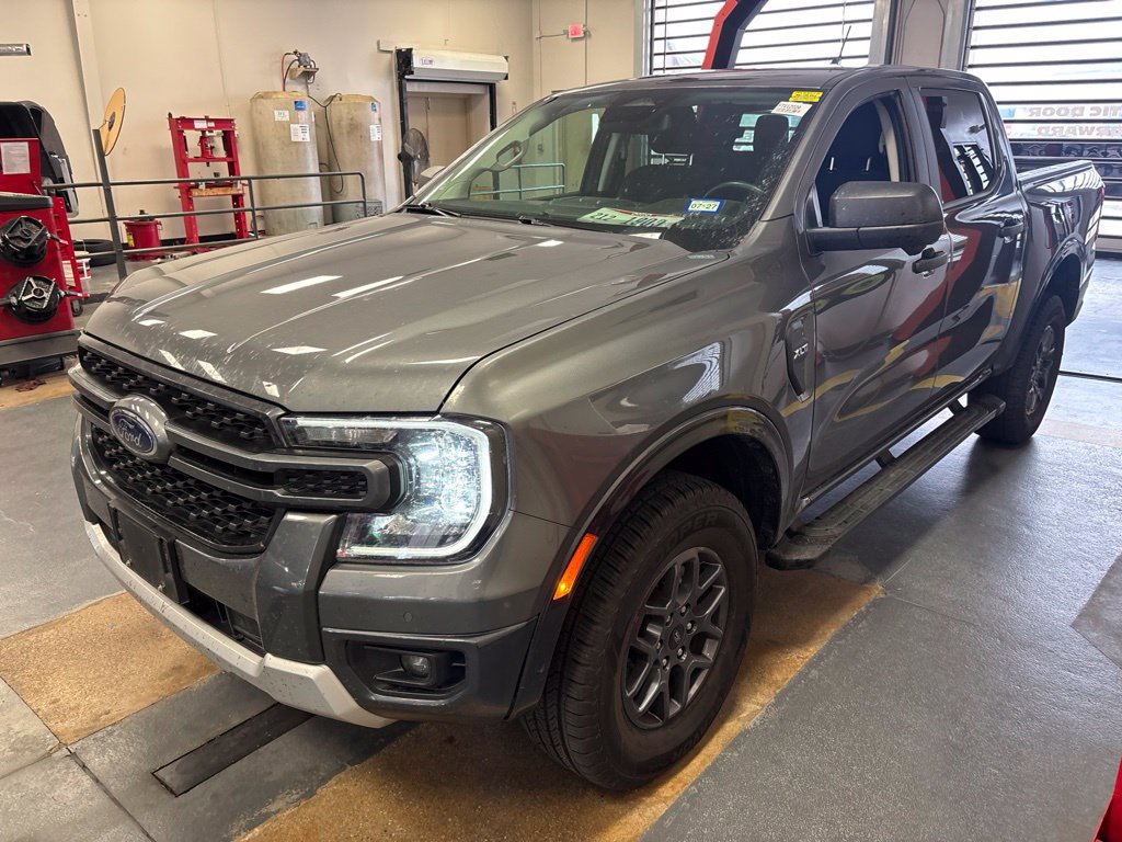 Used 2024 Ford Ranger XLT AWD/4WD image 2