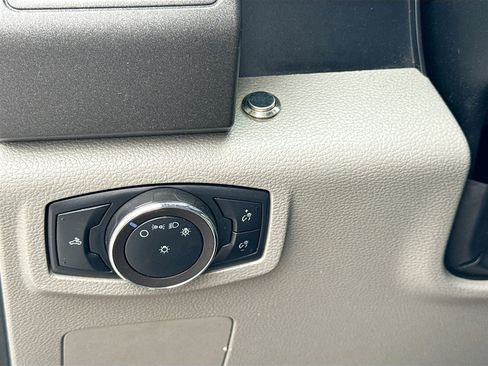Used 2020 Ford F350 Lariat w/ Lariat Ultimate Package image 10