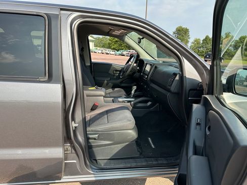Used 2022 Nissan Frontier S w/ Technology Package AWD/4WD image 27