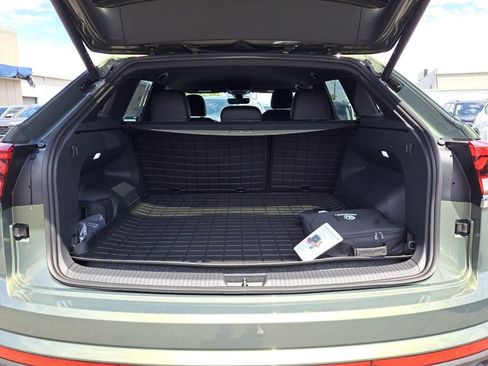 New 2026 Volkswagen Atlas Cross Sport SE image 26