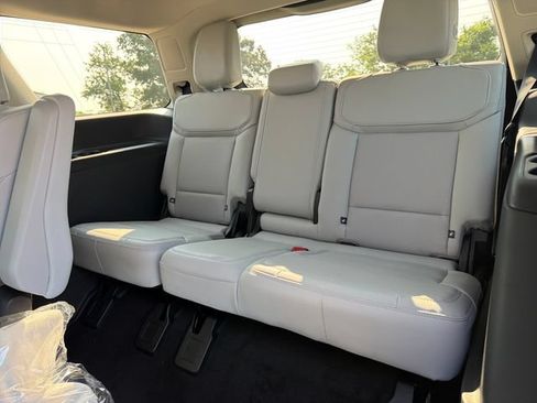 New 2027 Ford Expedition Platinum AWD/4WD image 23