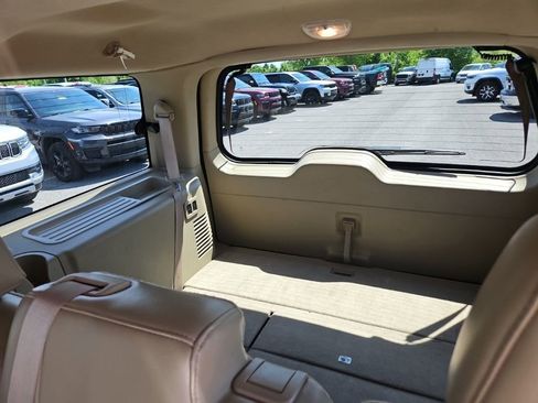 Used 2011 Ford Expedition XLT w/ 201A Rapid Spec Order Code AWD/4WD image 13
