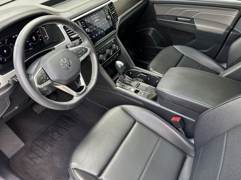 Used 2023 Volkswagen Atlas SE w/ Panoramic Sunroof Package FWD image 10