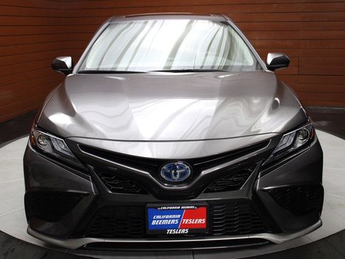 Used 2024 Toyota Camry XSE image 2