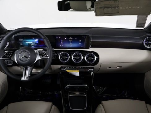 New 2026 Mercedes-Benz CLA 250 image 4