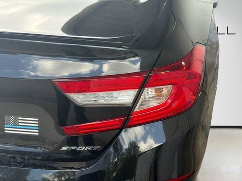 Used 2022 Honda Accord Sport image 10