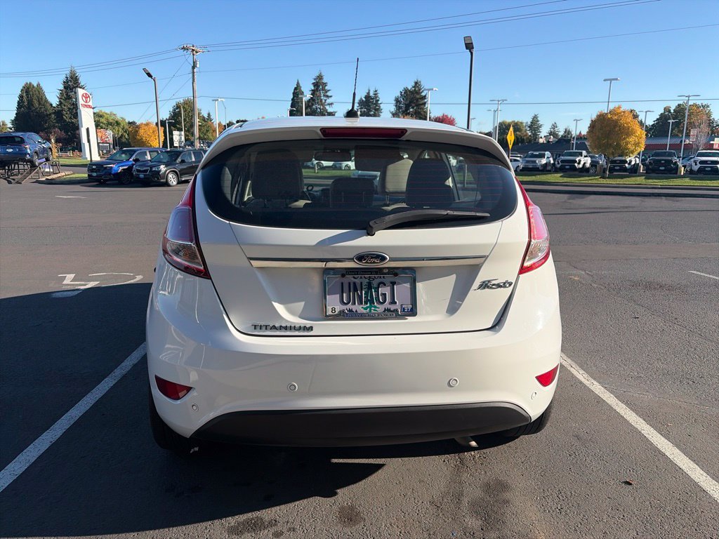 Used 2015 Ford Fiesta Titanium FWD image 5