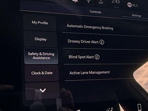 New 2026 Jeep Compass Latitude image 24