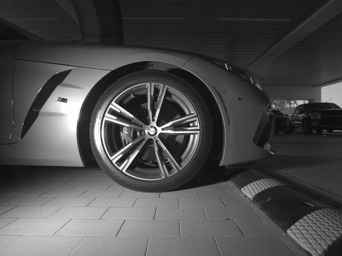 Used 2020 BMW Z4 M40i RWD image 13