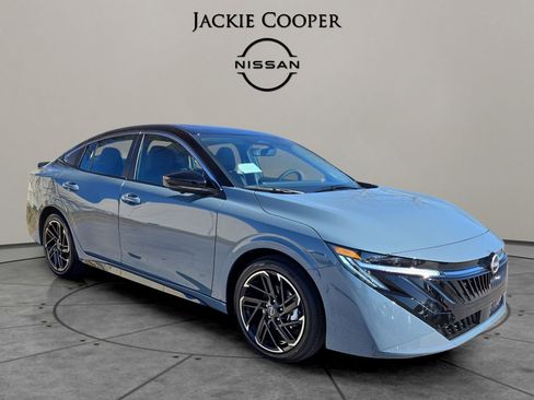 New 2026 Nissan Sentra SR w/ SR Premium Package image 7