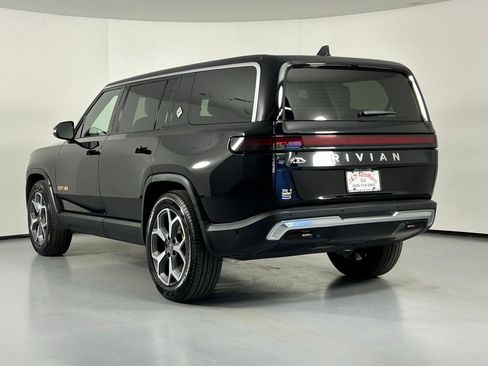 Used 2023 Rivian R1S Adventure AWD/4WD image 5