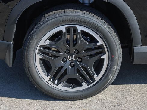 New 2026 Honda Pilot Touring image 12