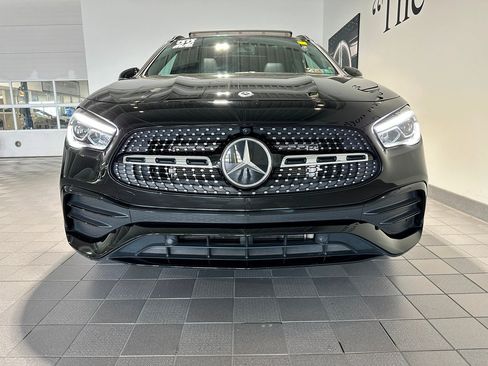 Certified 2022 Mercedes-Benz GLA 250 4MATIC image 2