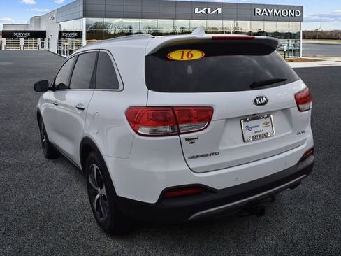 Used 2016 Kia Sorento EX w/ EX Touring Package image 5