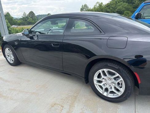 New 2025 Dodge Charger R/T w/ Quick Order Package 25M R/T image 9