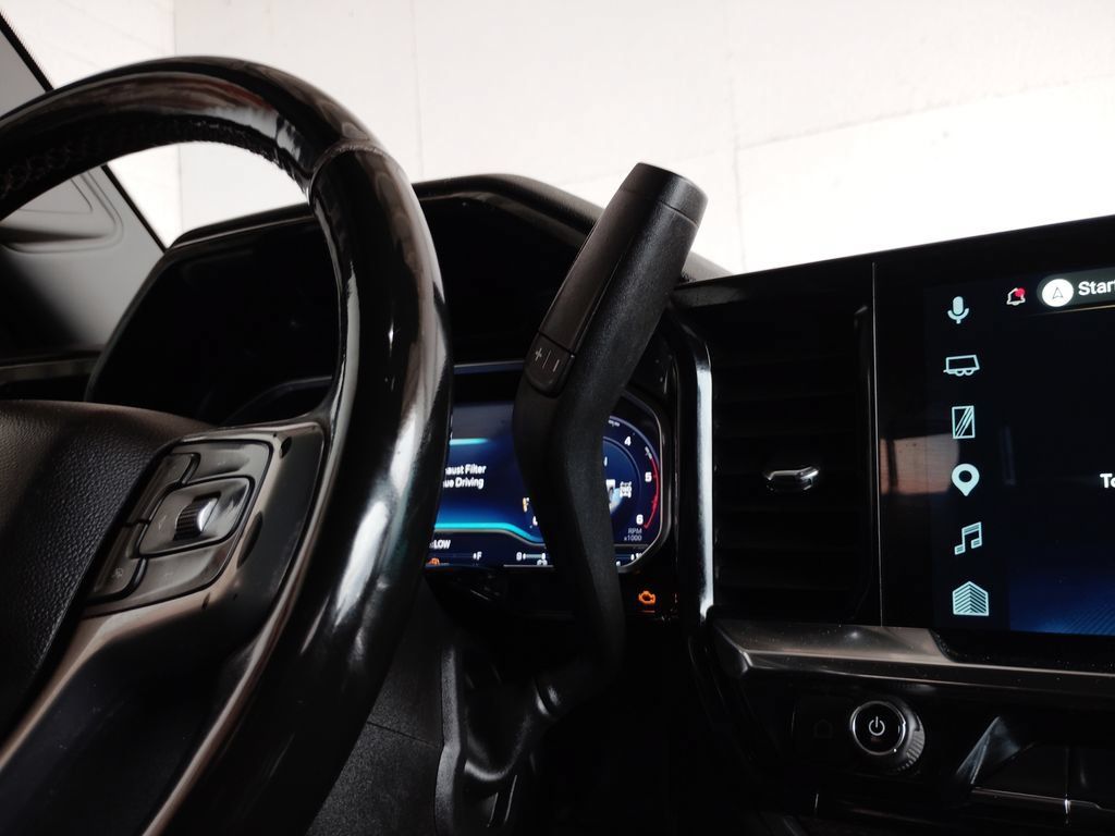 Used 2025 Chevrolet Silverado 2500 LT AWD/4WD image 32
