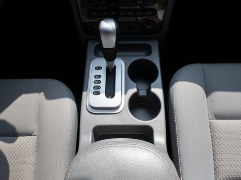 Used 2007 Ford Freestyle SEL image 32