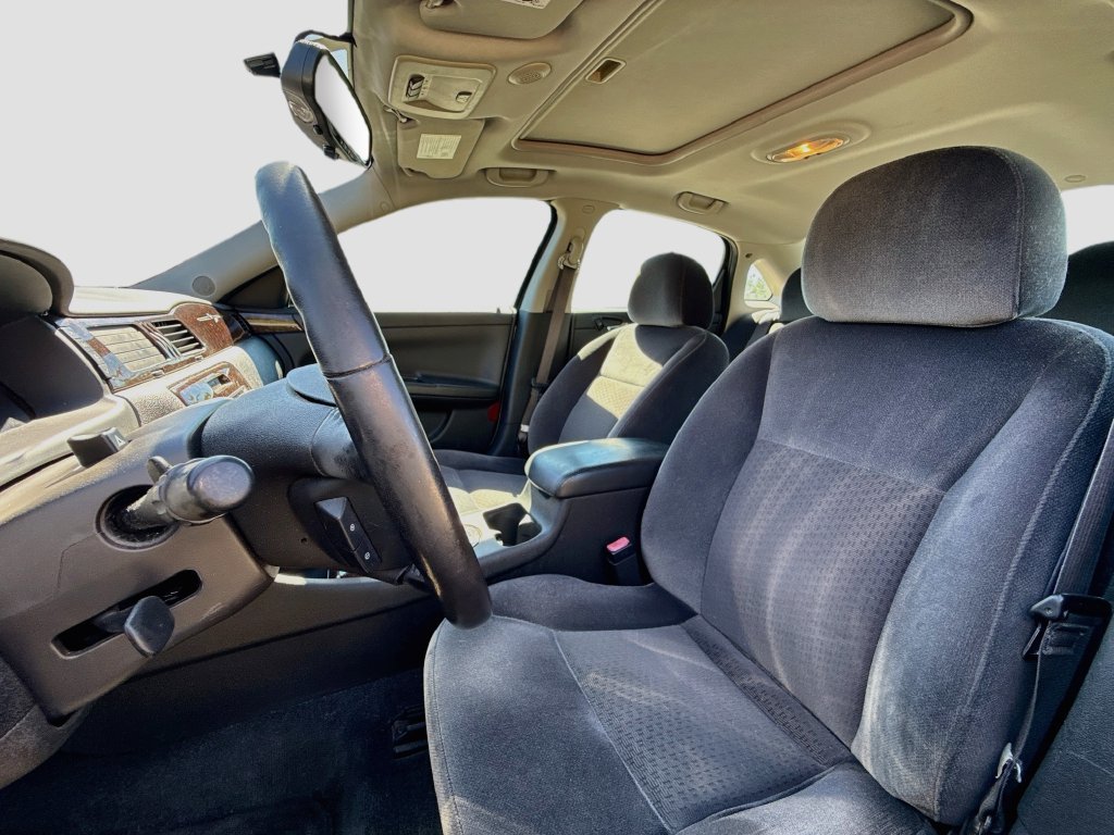 Used 2013 Chevrolet Impala LT w/ LT Sunroof Package FWD image 12