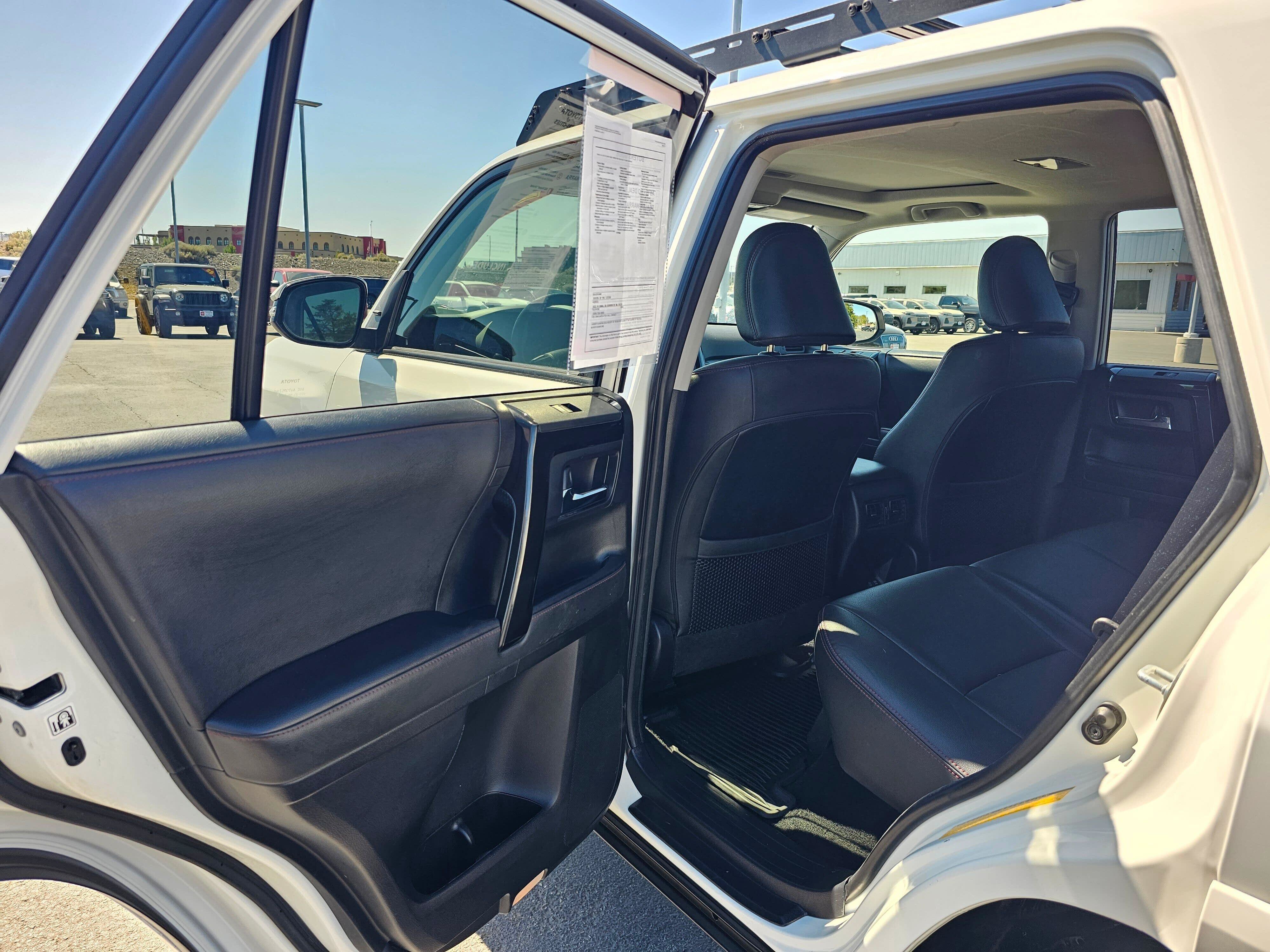 Used 2020 Toyota 4Runner TRD Off-Road Premium w/ Moonroof Package AWD/4WD image 16