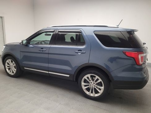 Used 2019 Ford Explorer XLT w/ Equipment Group 202A image 3
