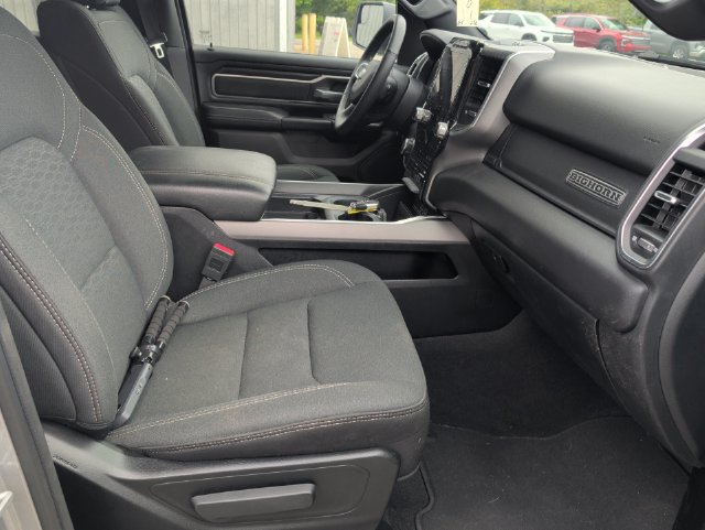 Used 2025 RAM 1500 Big Horn AWD/4WD image 30