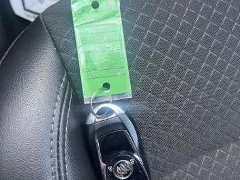 Used 2022 Buick Encore Preferred image 7