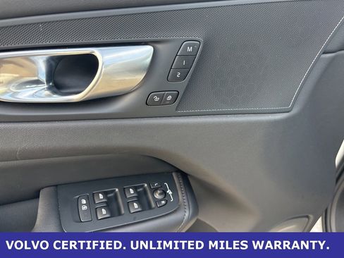 Certified 2025 Volvo XC60 B5 Plus image 15