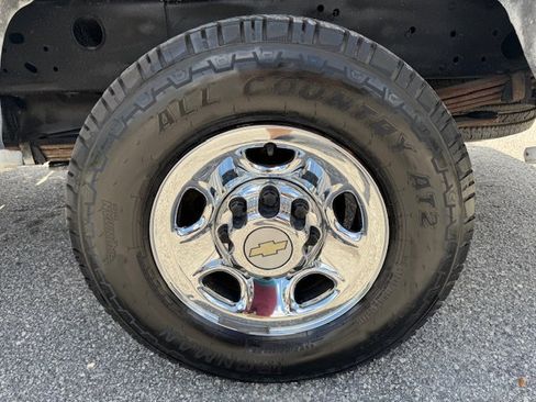 Used 2010 Chevrolet Silverado 2500 LT image 21