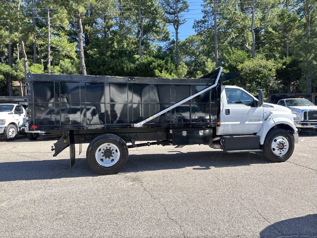 Used 2026 Ford F750 2WD Regular Cab Super Duty image 9
