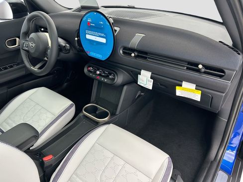 New 2026 MINI Cooper 4-Door Hardtop image 16