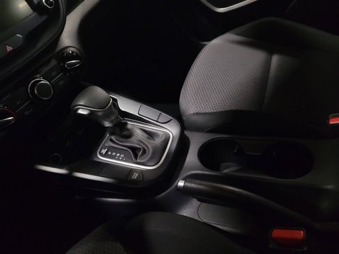 Used 2024 Kia Soul LX w/ Option Group 015 image 26