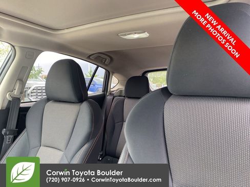 Used 2021 Subaru Crosstrek 2.0i Premium w/ Moonroof Package AWD/4WD image 9