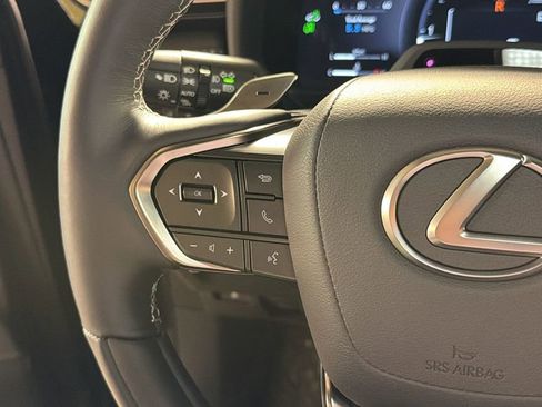 New 2025 Lexus LX 700h Luxury image 30