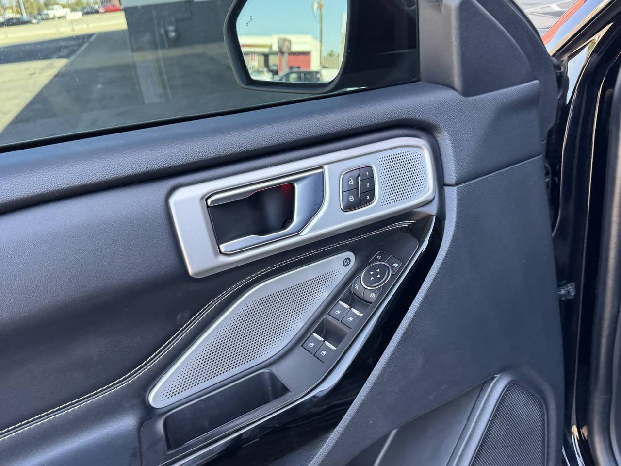 Used 2021 Ford Explorer ST w/ Equipment Group 401A AWD/4WD image 14