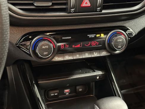 Used 2023 Kia Forte GT image 21